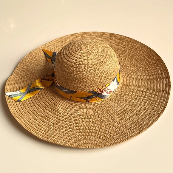 100% Natural Straw Summer Sun hat for Women, Wide Brim - Picture 2 of 6
